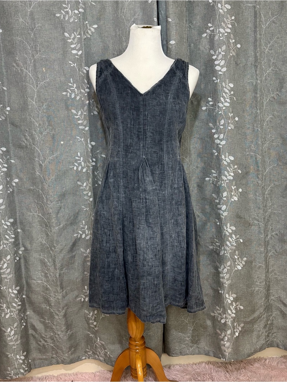 Inizio Linen V-Neck Sleeveless Dress size large